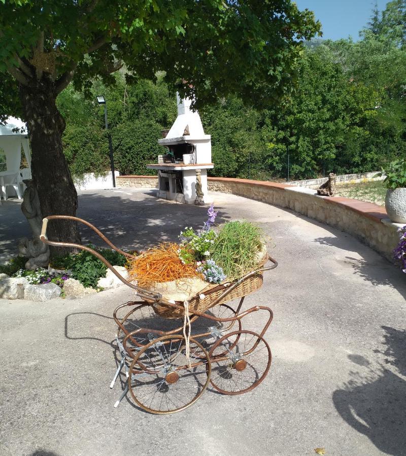 Il Miglio Country House Affittacamere Pettorano sul Gizio Esterno foto